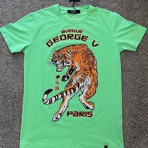 Avenue George V Paris T-Shirt Size Medium